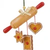 Déco Sapin De Noël D'Autrefois. Rouleau A Patisserie Et Gateaux