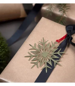 Etoile Metal Dore Design A Suspendre Au Sapin