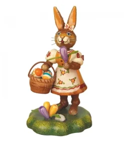 Lapin De Paques En Bois Avec Crocus