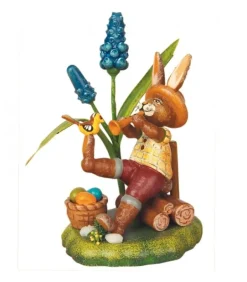 Lapin De Paques En Bois Joueur De Flute